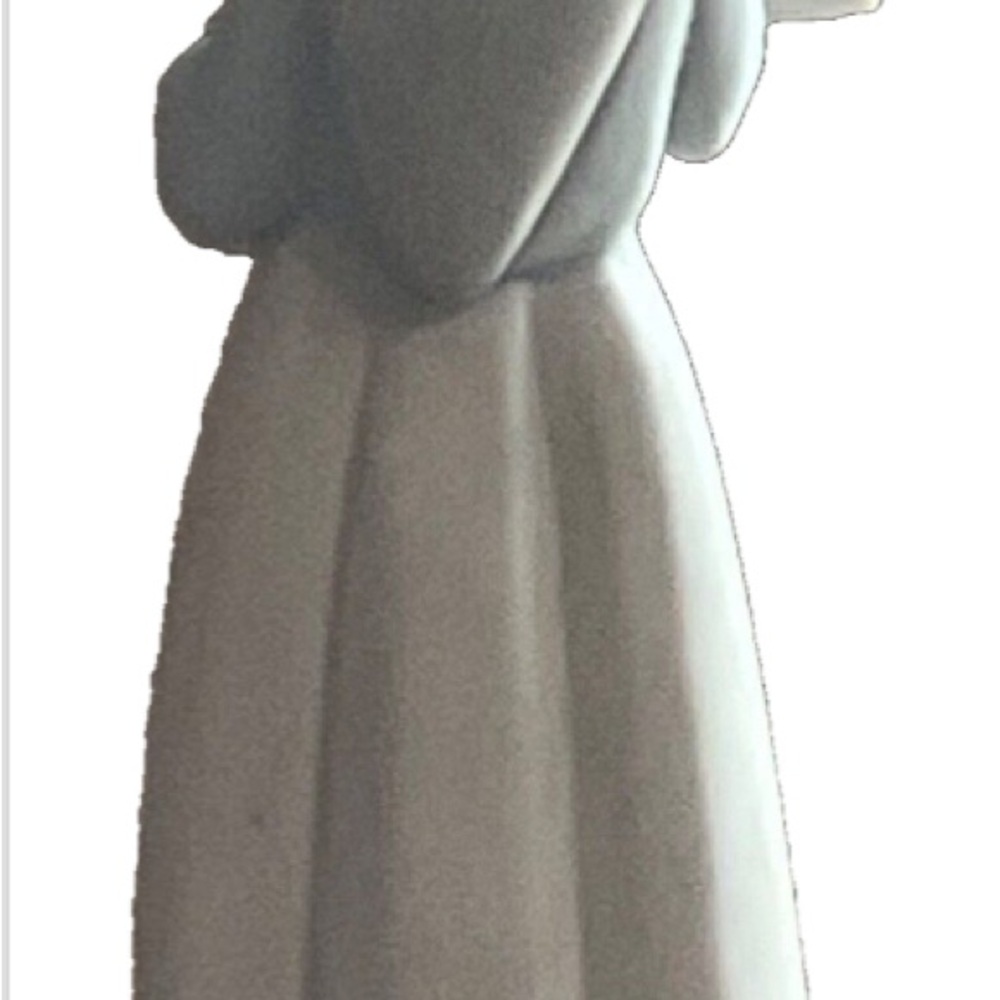 LLADRO Porcelain Figurine GIRL With Pig / Piglet 7" Tall  Matt finish - Picture 3 of 5